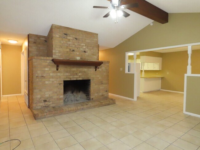 Building Photo - 11782 S Hillcreek Rd