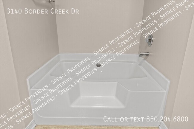 Building Photo - 3140 Border Creek Dr