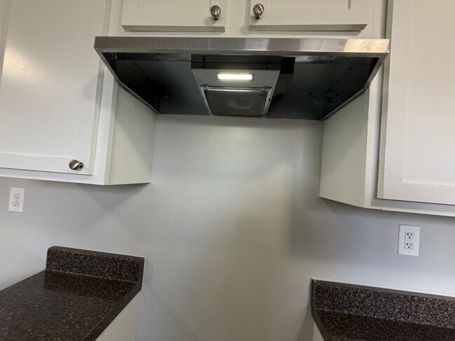 Building Photo - Welcome to your new home in Southaven, MS! HALF OFF FIRST MONTH RENT!!