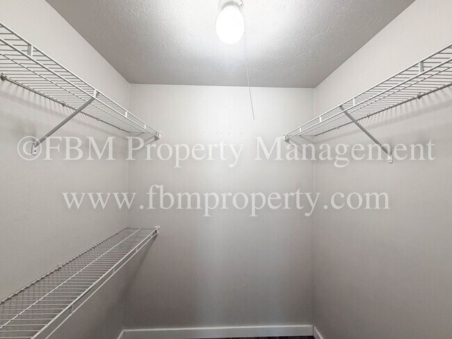 Building Photo - 5108 S Colony Blvd