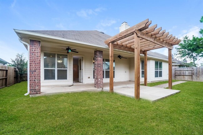Building Photo - 6403 Alicia Way Dr