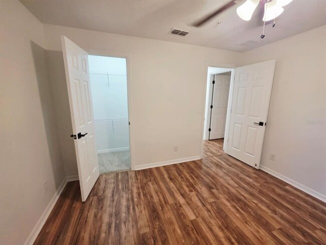 Building Photo - 9764 Tivoli Villa Dr
