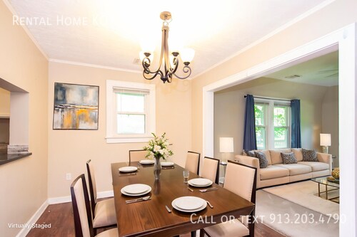 Building Photo - 5101 Hardy-