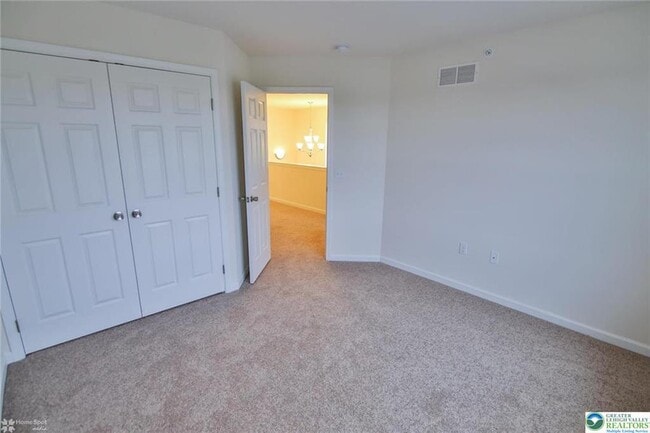 Building Photo - 1402 Caspian St