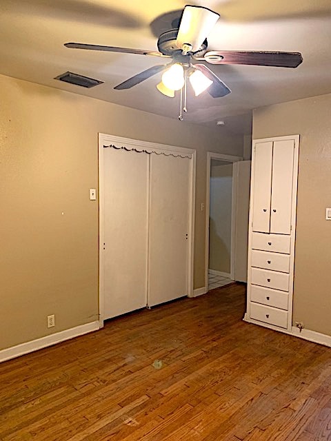 Building Photo - 330 Redcliff Dr