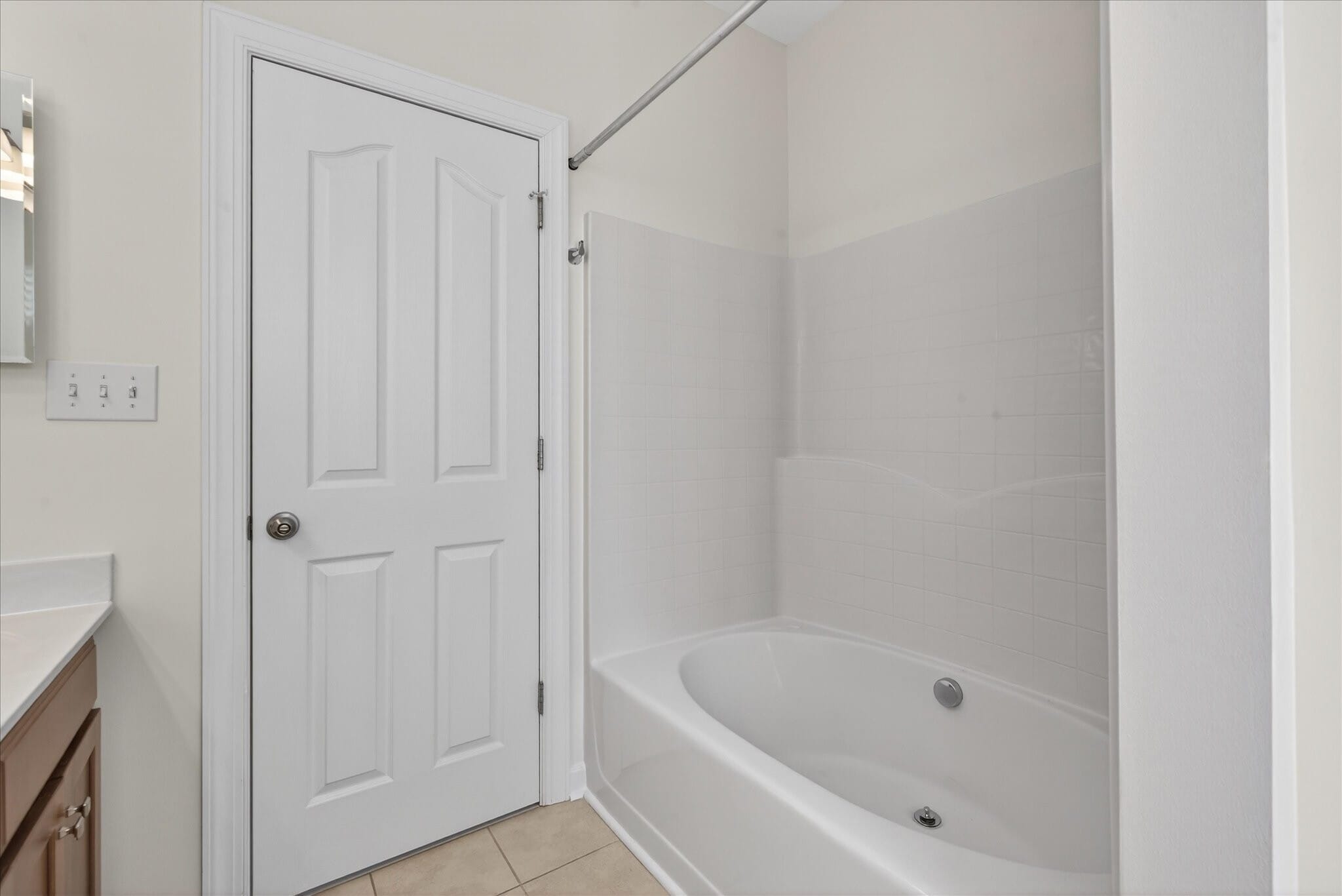 Building Photo - 15208 Loire Valley St