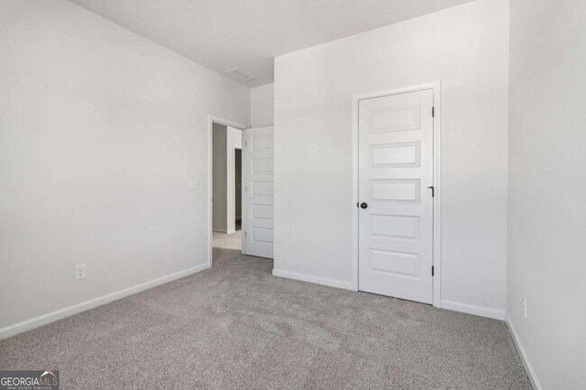 Building Photo - 708 Shetland Trl