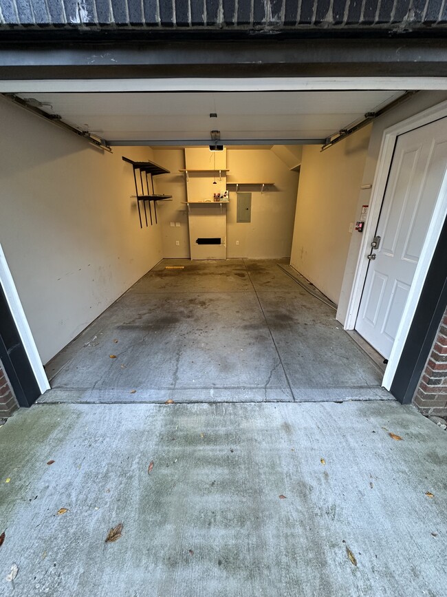 Garage - 1433 Camden Rd