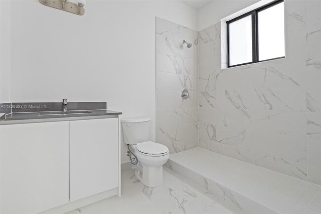 Building Photo - Southwest 344th Terrace, Homestead, FL 330...