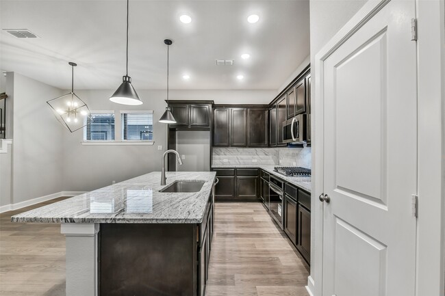 Building Photo - 3311 Full Bellied Ln