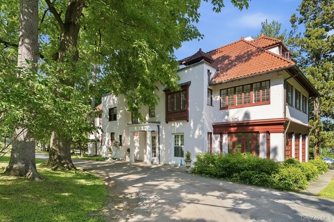 Building Photo - 111-113-113 Lexow Ave