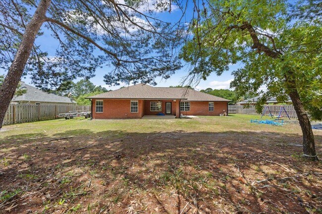 Building Photo - 1922 Coral St