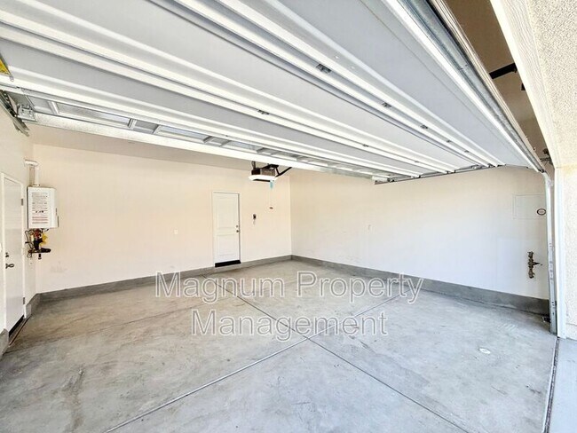 Building Photo - 36330 Albus Ave