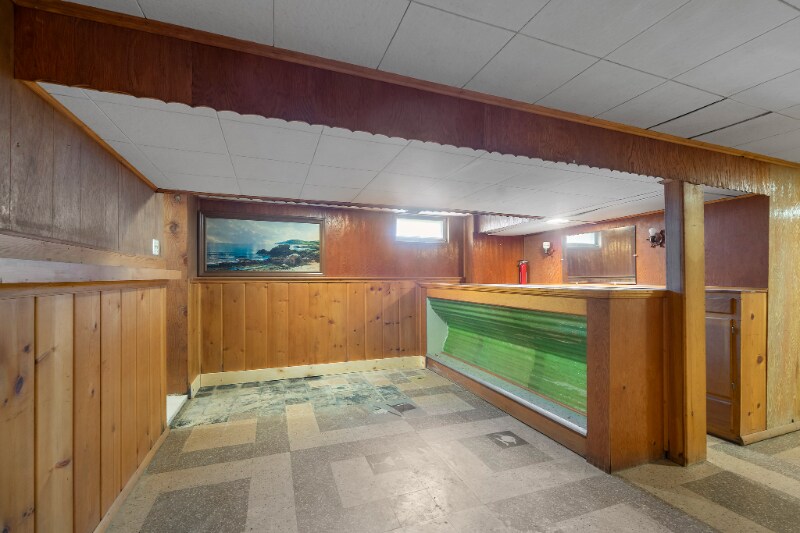 Building Photo - 3510 E Heights St SE