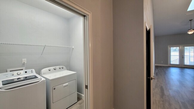 Building Photo - 1088 NW 126 Way