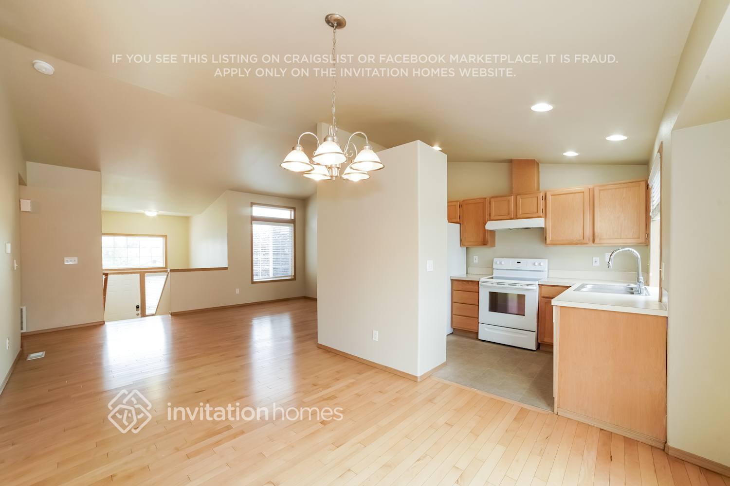 Building Photo - 4716 35th Ave NE