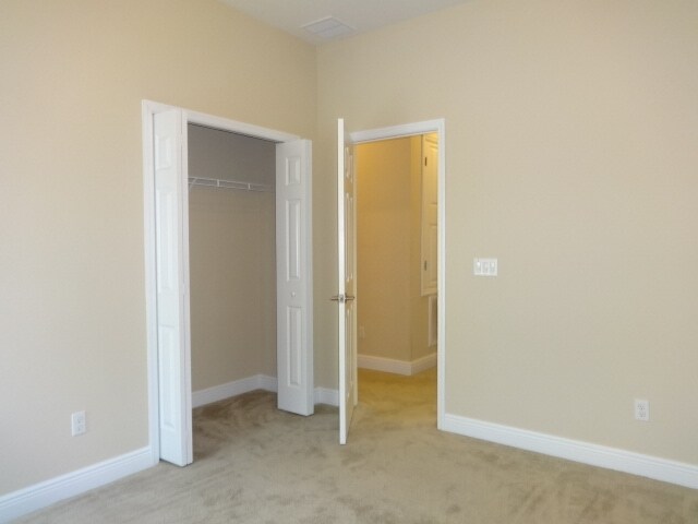 Building Photo - 30113 Saddlebred Ln