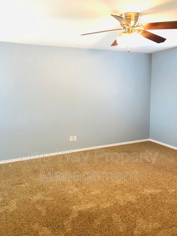 Building Photo - 2208 Merlot Ct