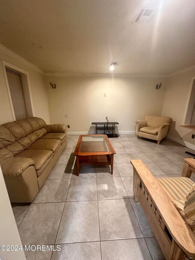 Building Photo - 342 Elberon Blvd