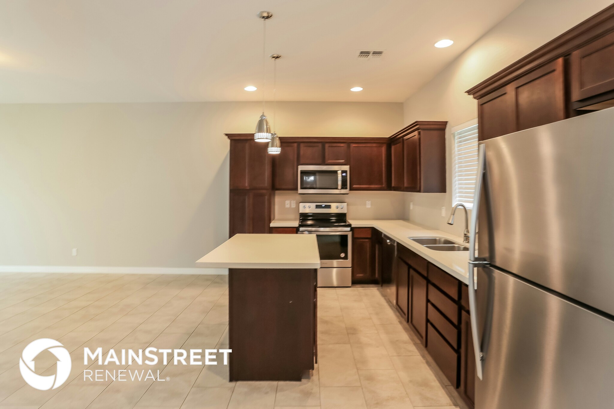 Building Photo - 2000 N 36th St