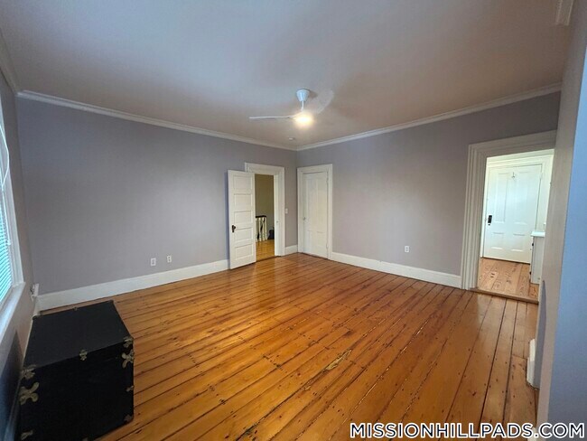 Building Photo - 1 Pickering Ave