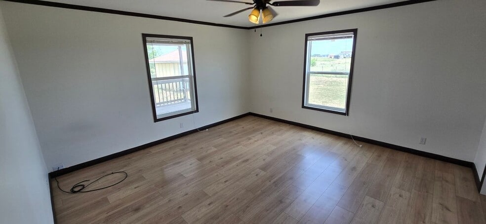 Building Photo - 148 Sunview Dr