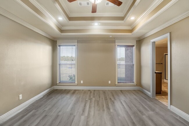 Building Photo - 110 Vienne Pl