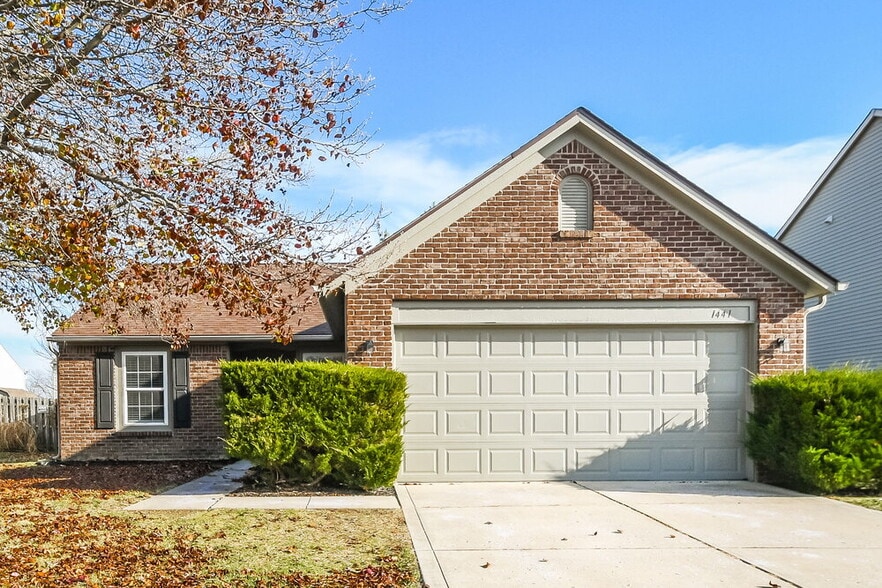 Primary Photo - 1441 Cypress Dr