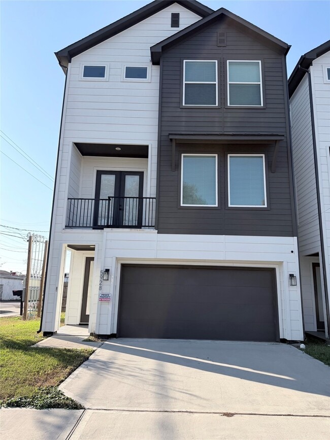 Building Photo - 5928 Conley St