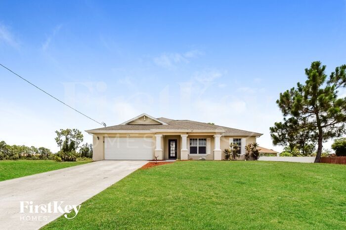 Primary Photo - 2310 NE 34th Ln