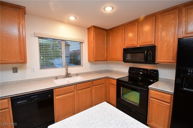 Building Photo - 11227 Andreola Ct