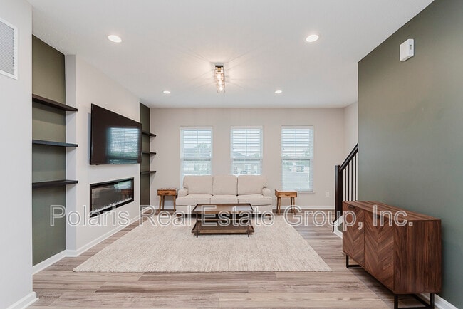 Building Photo - 4321 Barrel Ln