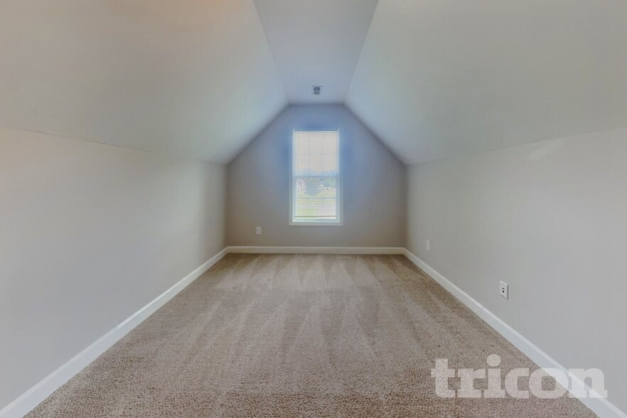Building Photo - 449 College Blvd