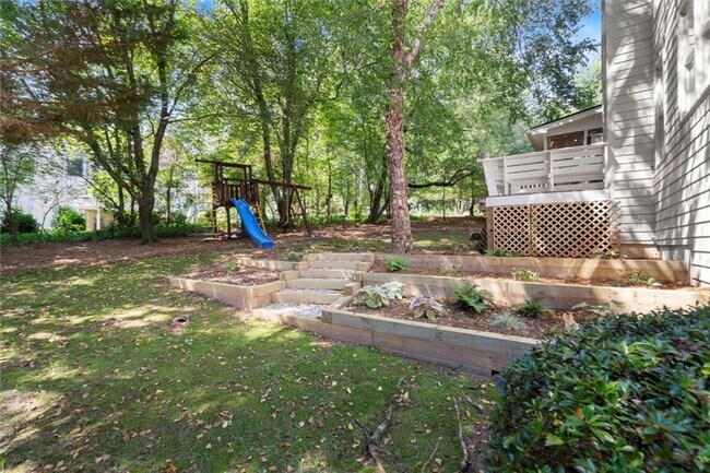Building Photo - 4020 Walnut Creek Trail