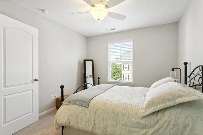 Building Photo - 105 Prosperity Ct