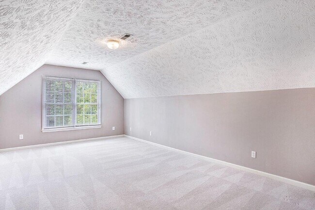 Building Photo - Coming Soon- 3 Bedroom and 2 Bath Home (Pe...