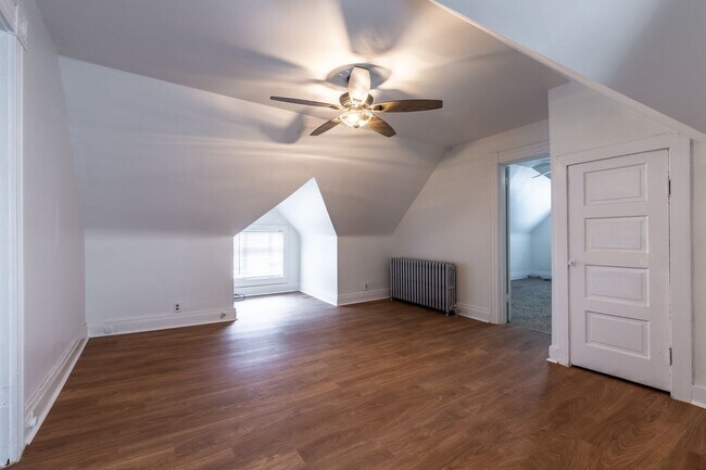Building Photo - 519 N Euclid Ave