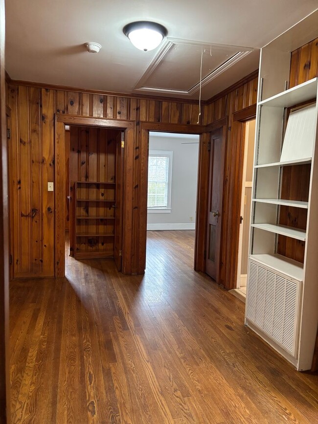 Building Photo - 3-4 bed, 2 bath with full basement in Asheboro