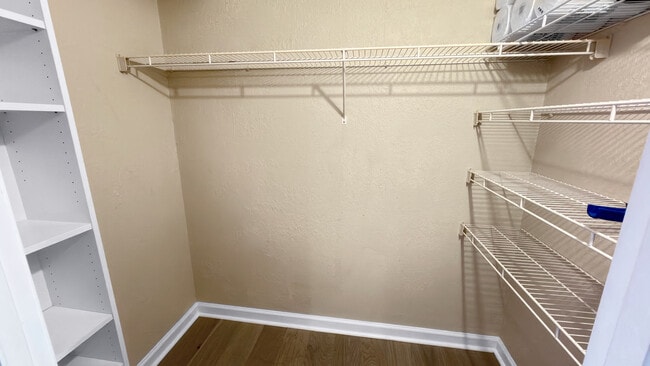 Building Photo - 1 Renaissance Pl