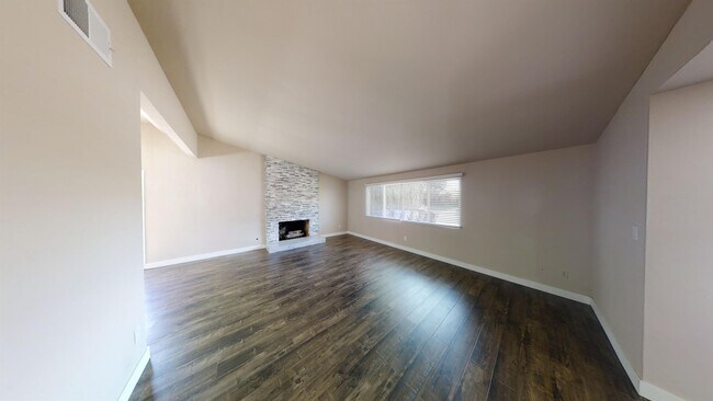 Building Photo - 5216 College Gardens Ct