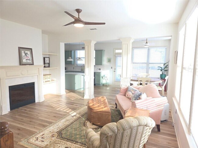 Building Photo - 2281 Attewood Dr