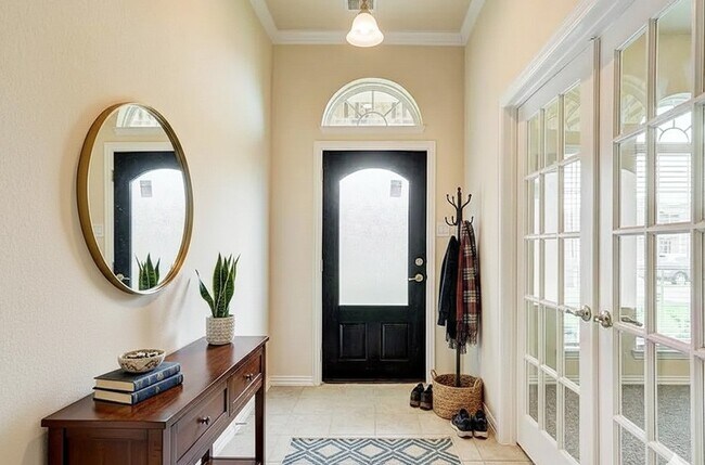 Building Photo - 30031 Willow Cove Ln