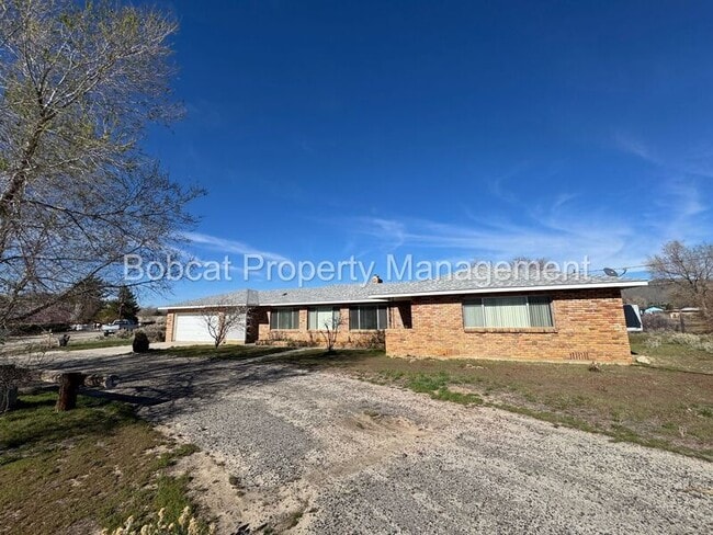 Building Photo - 5229 Silver Sage Dr