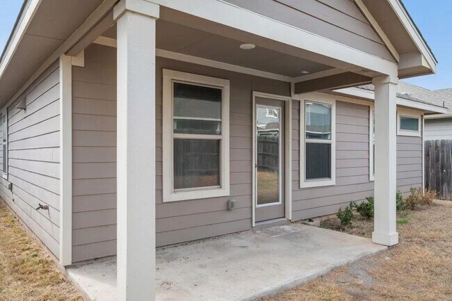 Building Photo - 8214 Cottage Rose Dr