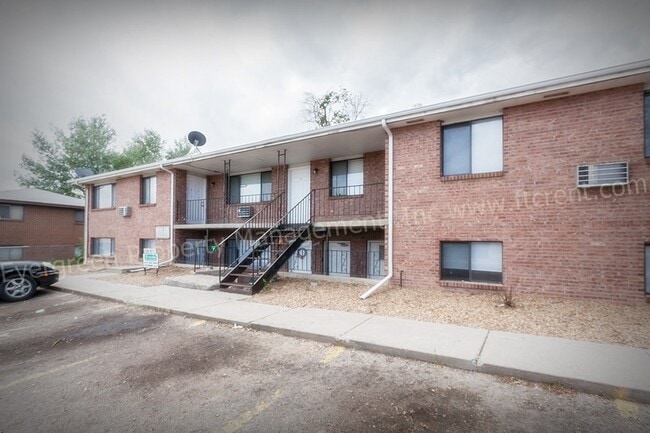 Building Photo - 3023 Denver St