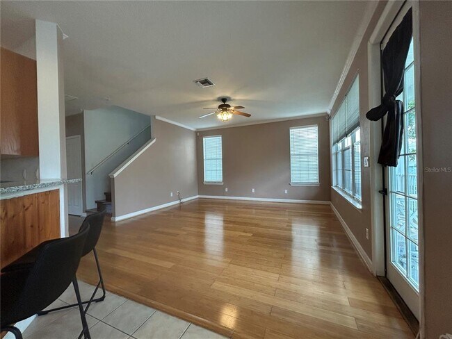 Building Photo - 2549 Twain Dr