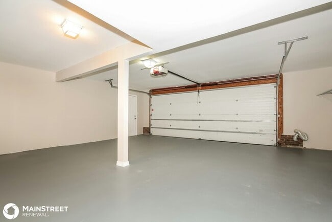 Building Photo - 402 Triumphant Rd