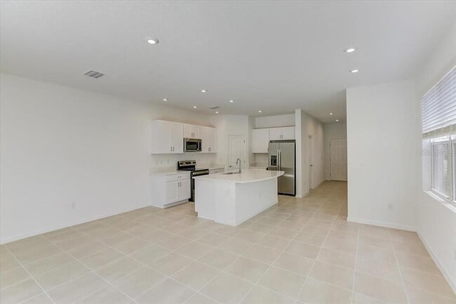 Building Photo - 8449 Lunar Skye St