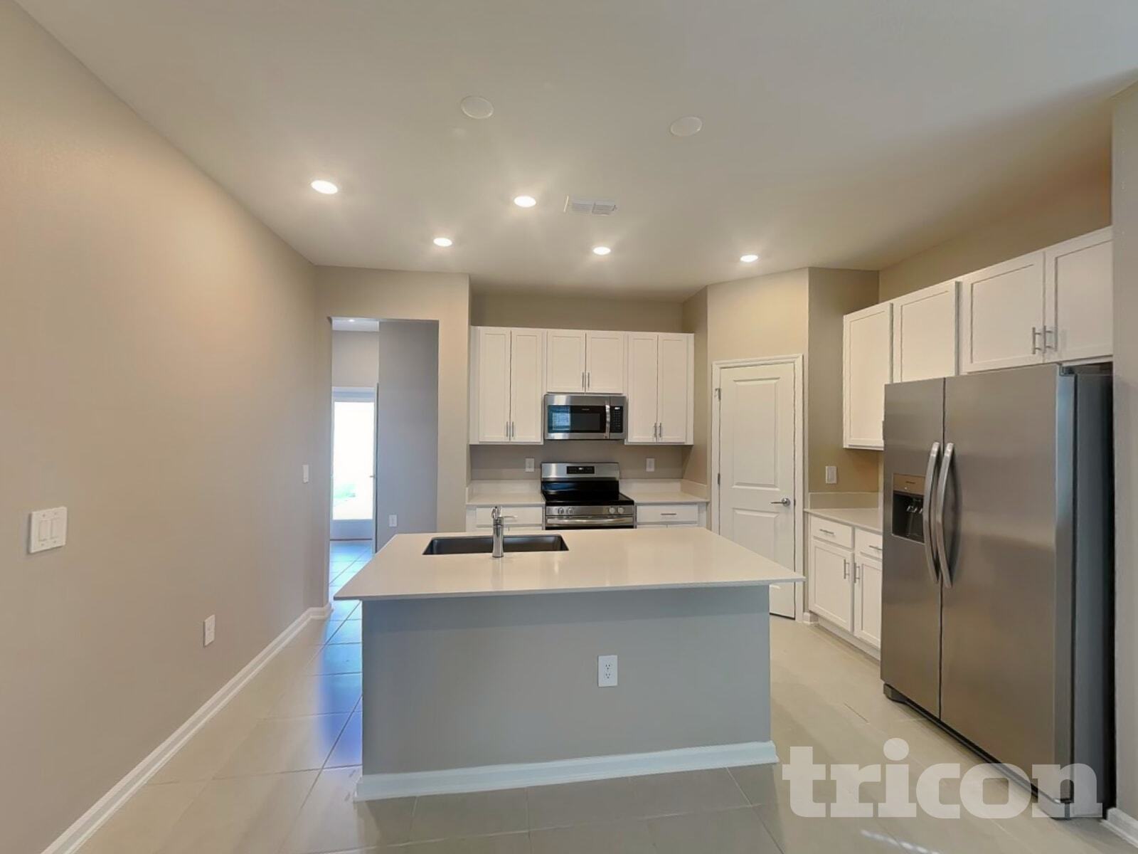 Building Photo - 728 Squire Ave