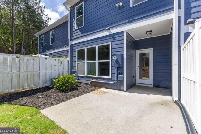 Building Photo - 6604 Splashwater Dr
